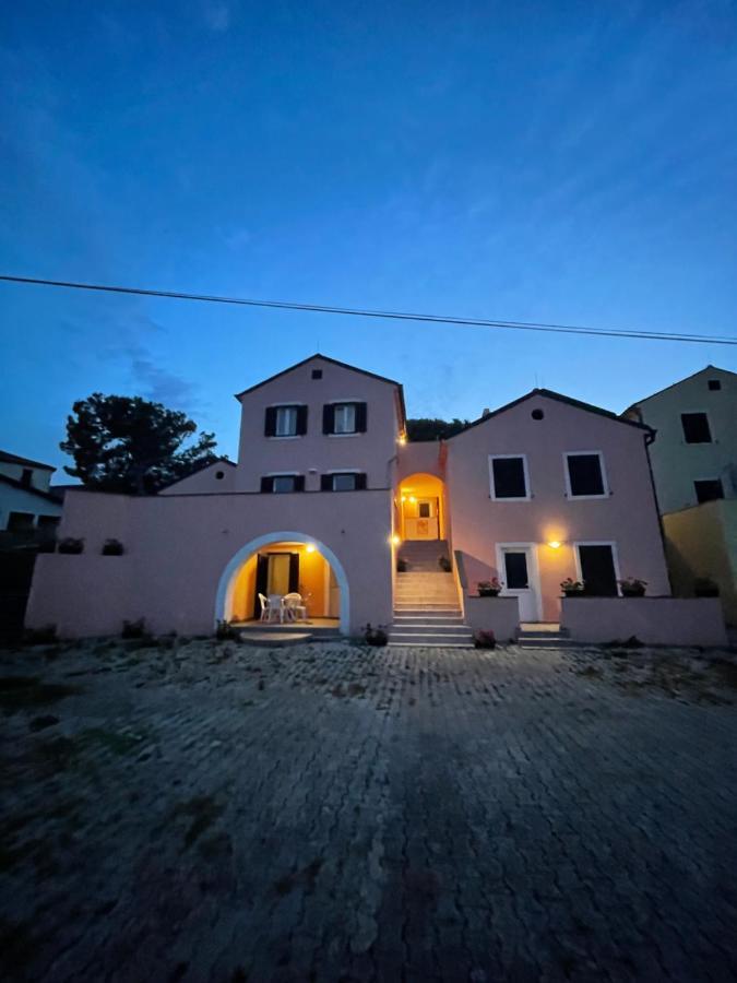 Apartamento Olive Nerezine Exterior foto